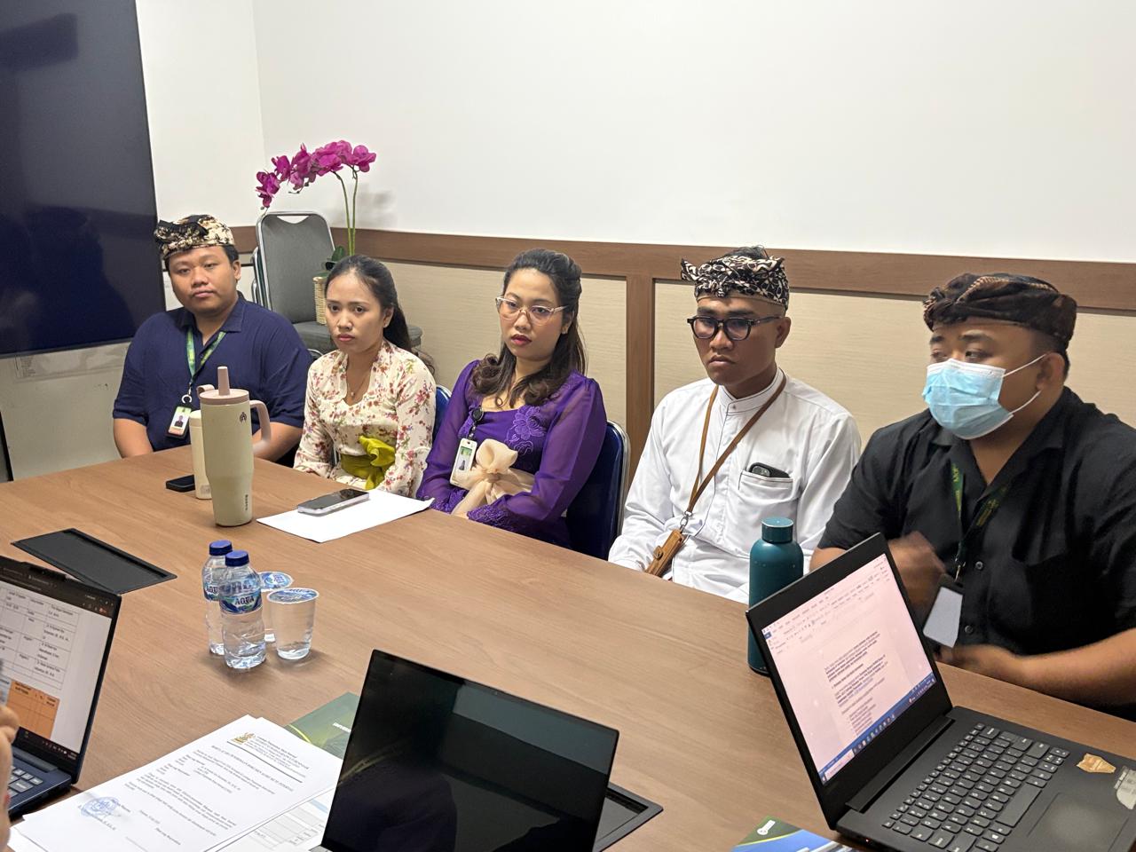 audit-lapangan-oleh-auditor-ke-biro-hubungan-masyarakat-dan-protokoler-dalam-audit-mutu-intenal