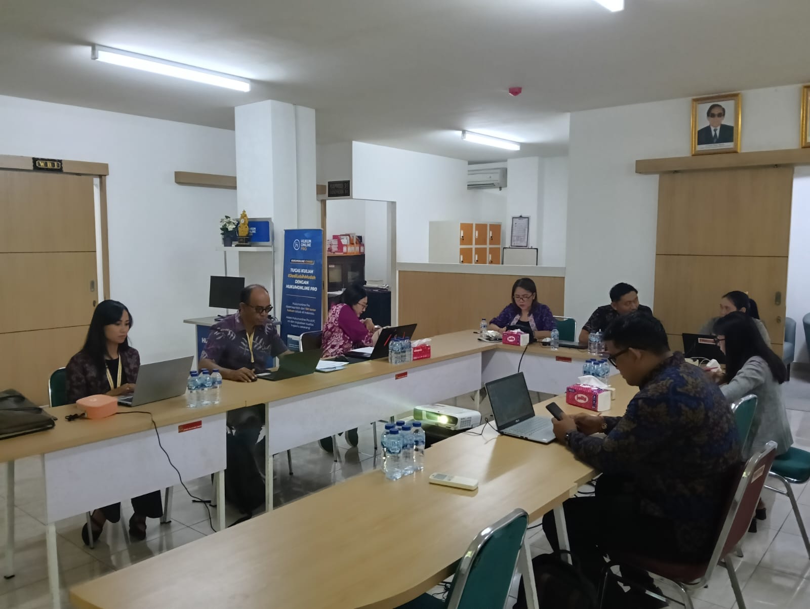 audit-lapangan-oleh-auditor-ke-prodi-s1-hukum-dalam-audit-mutu-intenal