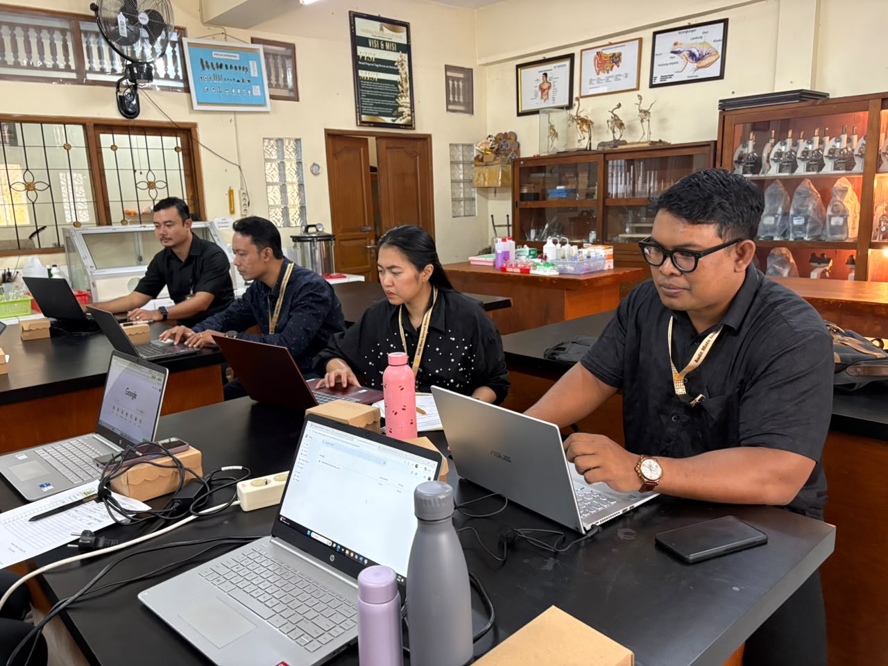 audit-lapangan-oleh-auditor-ke-prodi-s1-pendidikan-biologi-fkip-dalam-audit-mutu-intenal