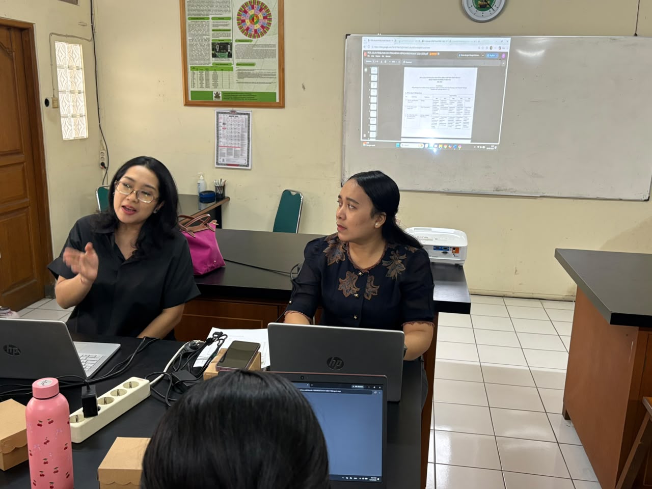 audit-lapangan-oleh-auditor-ke-prodi-s1-pendidikan-biologi-fkip-dalam-audit-mutu-intenal