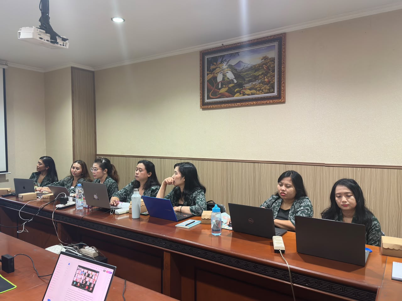 audit-lapangan-oleh-auditor-ke-prodi-s1-sastra-inggris-fakultas-bahasa-asing-dalam-audit-mutu-intenal