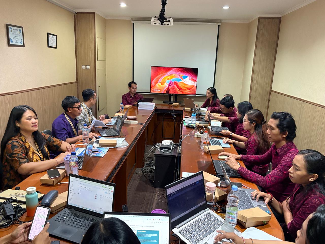 audit-lapangan-oleh-auditor-ke-prodi-s1-sastra-jepang-fakultas-bahasa-asing-dalam-audit-mutu-intenal