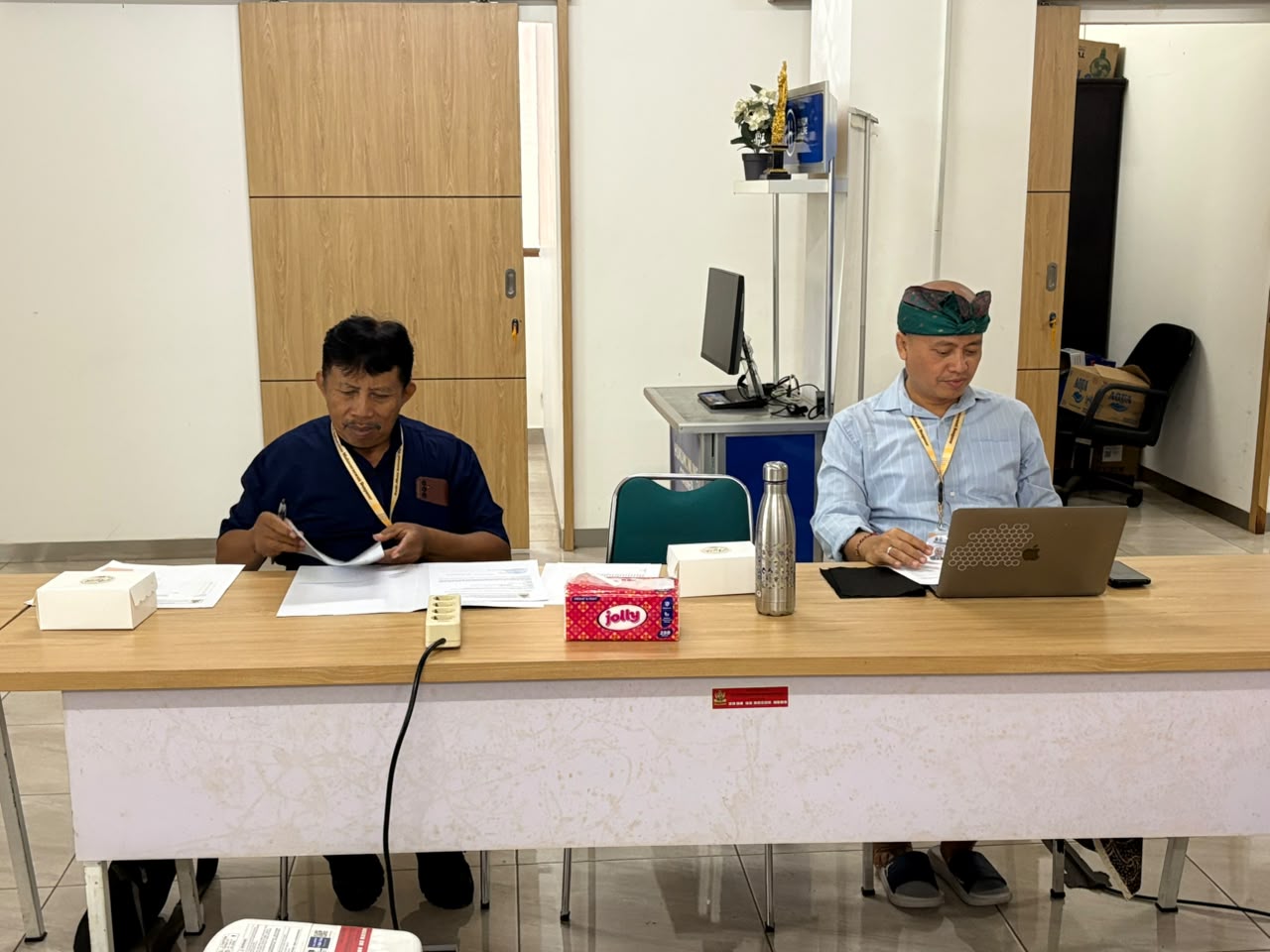 audit-lapangan-oleh-auditor-ke-prodi-s2-hukum-fakultas-hukum-dalam-audit-mutu-intenal