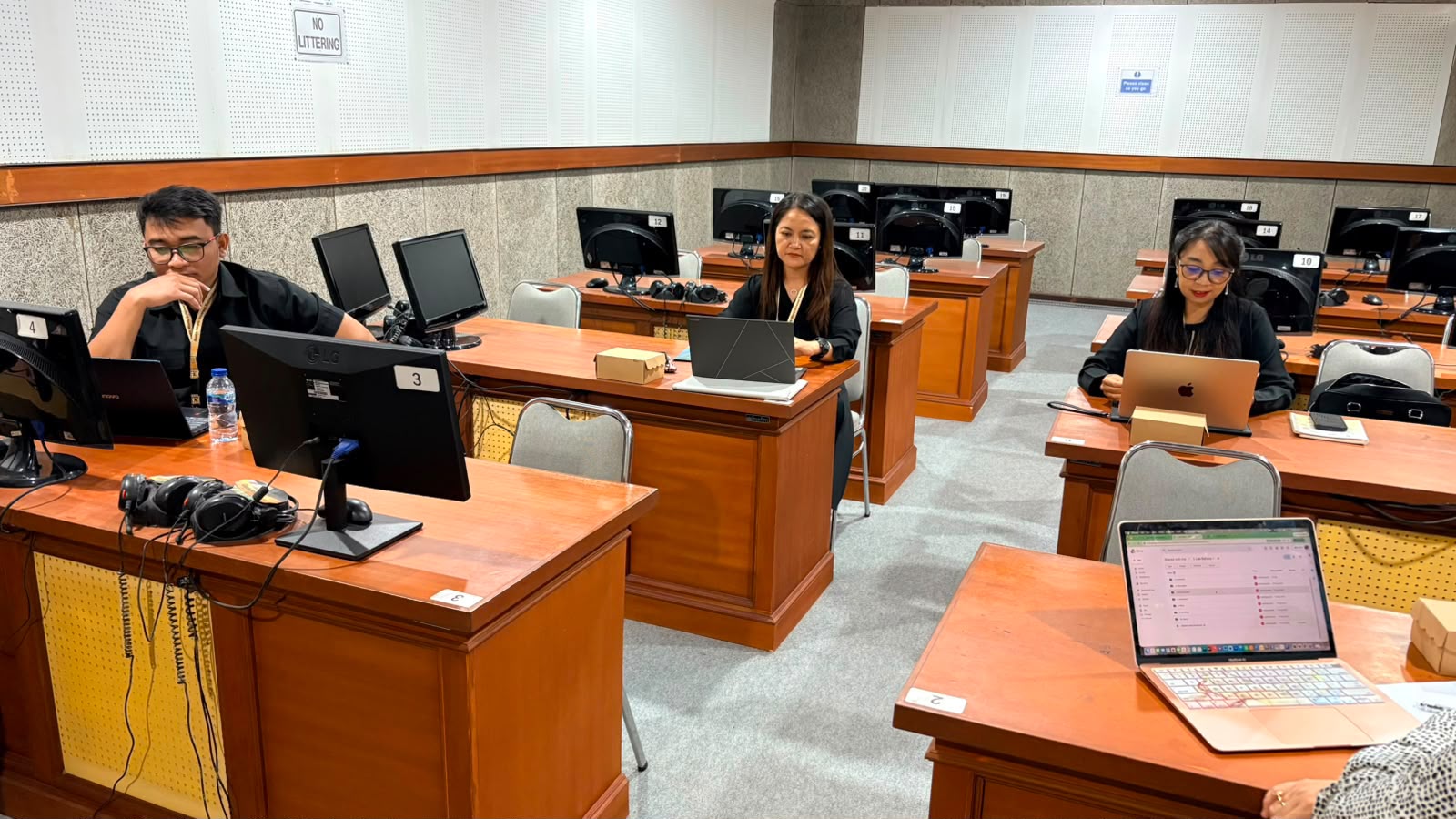 audit-lapangan-oleh-auditor-ke-upt-pusat-bahasa-dalam-audit-mutu-intenal