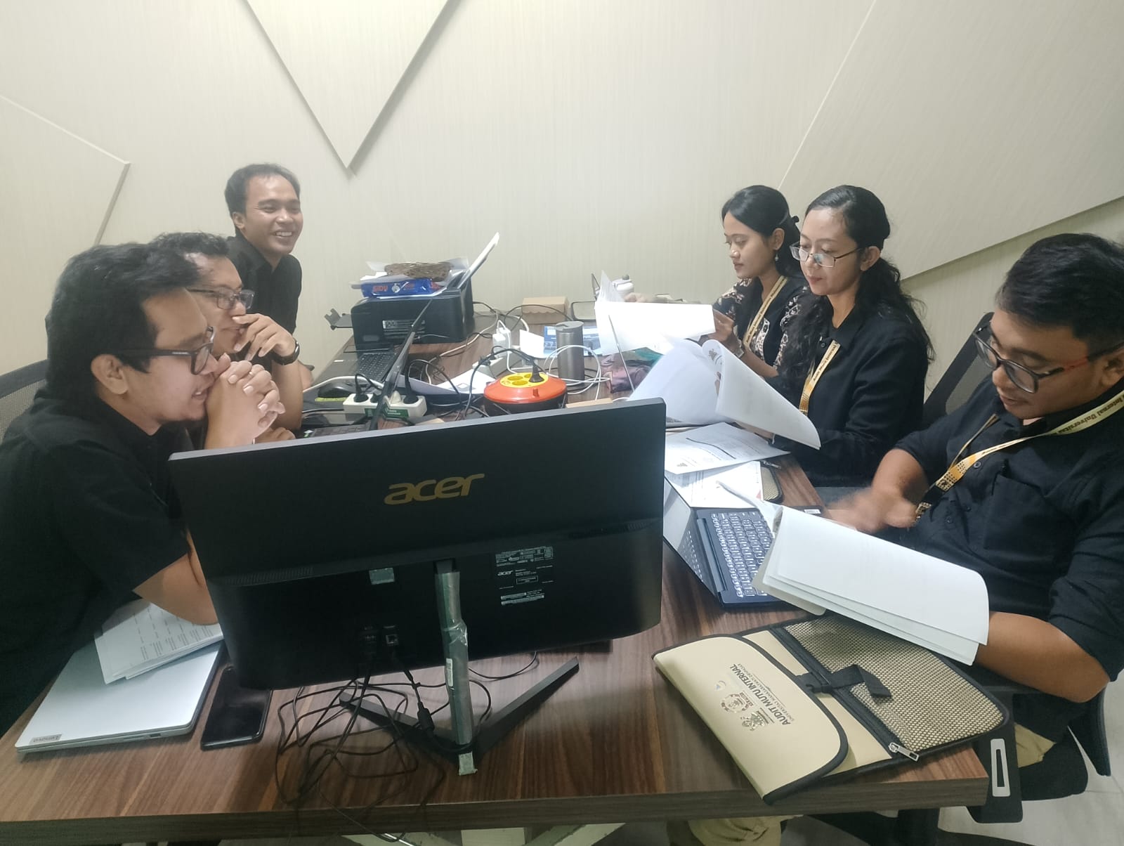 audit-lapangan-oleh-auditor-ke-upt-ti-dan-multi-media-dalam-audit-mutu-intenal