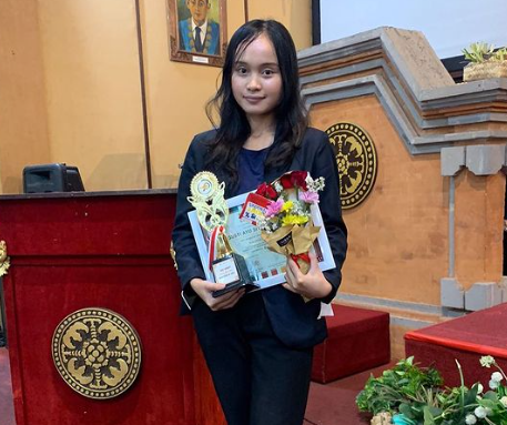 Congratulations! Mahasiswa Fakultas Hukum atas nama I Gusti Ayu Sita Maharani berhasil meraih Juara I