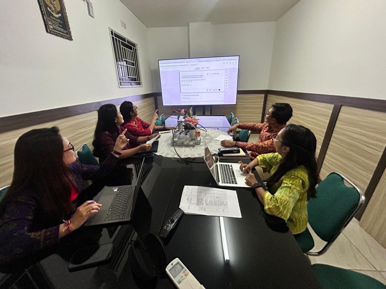 dilaksanakan-rapat-pembahasan-sotk-masing-masing-tim-lpmi-unmas-denpasar-serta-penyusunan-iku-pt-triwulan-1-januari-maret-2026