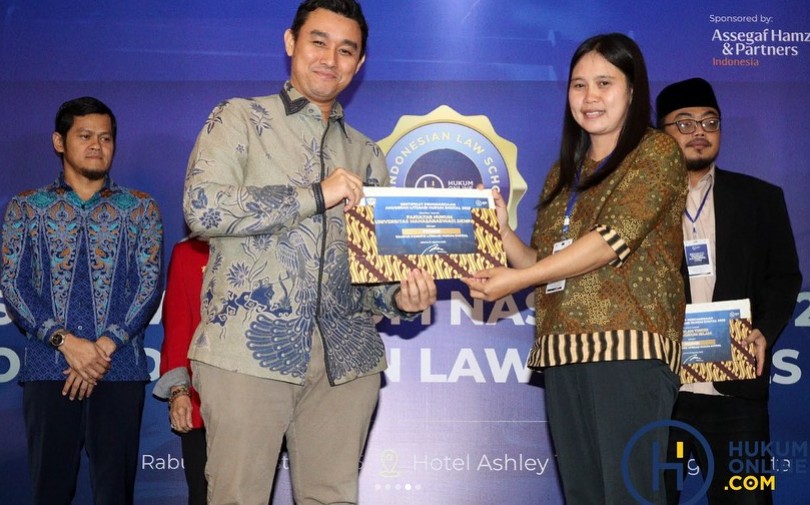 Fakultas Hukum Universitas Mahasaraswati Denpasar meraih predikat Perguruan Tinggi Swasta Hukum Terbaik Wilayah Timur 2025 dalam ajang Top Indonesian Law Schools 2025